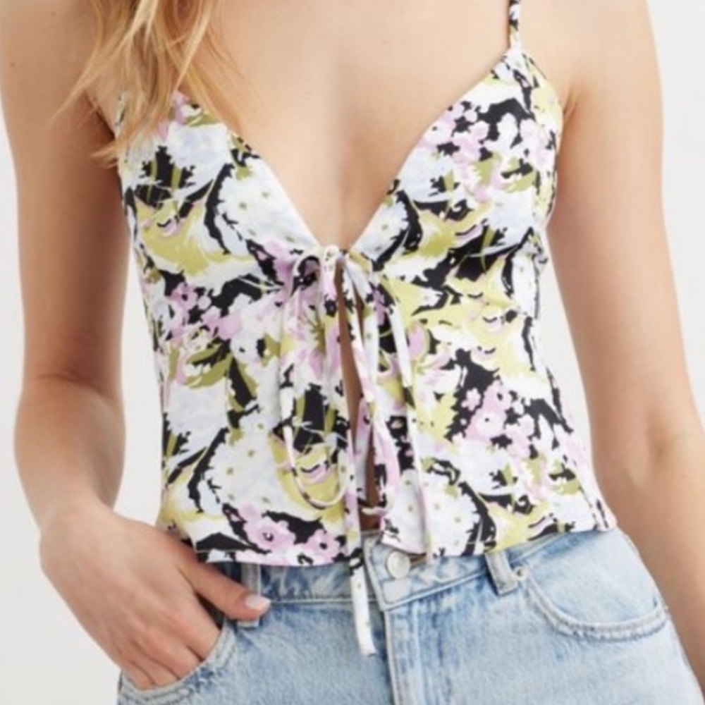 NWT Dynamite Floral Satin Peplum Cami | Tie Front | Adjustable Straps | Size L